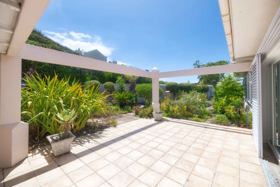 To Let 4 Bedroom Property for Rent in Vermont Western Cape